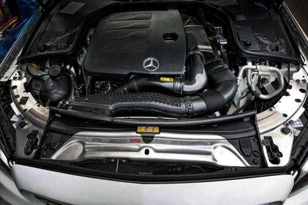 W205 C300 / W213 E300 (M264) Carbon fiber Cold Air Intake - Image 3