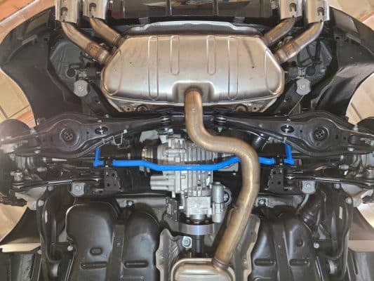 Alternative view of aFe 15-19 Volkswagen Golf R (MK7) L4-2.0L (t) CONTROL Series Rear Sway Bar - Blue