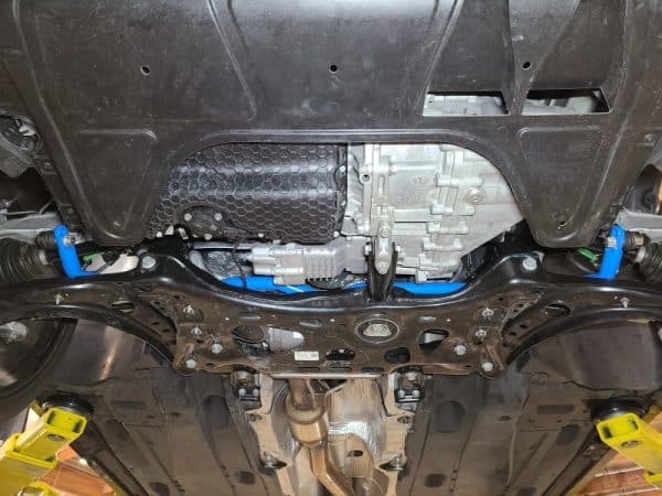 aFe 15-19 Volkswagen Golf R (MK7) L4-2.0L (t) CONTROL Series Front Sway Bar - Blue - Image 4