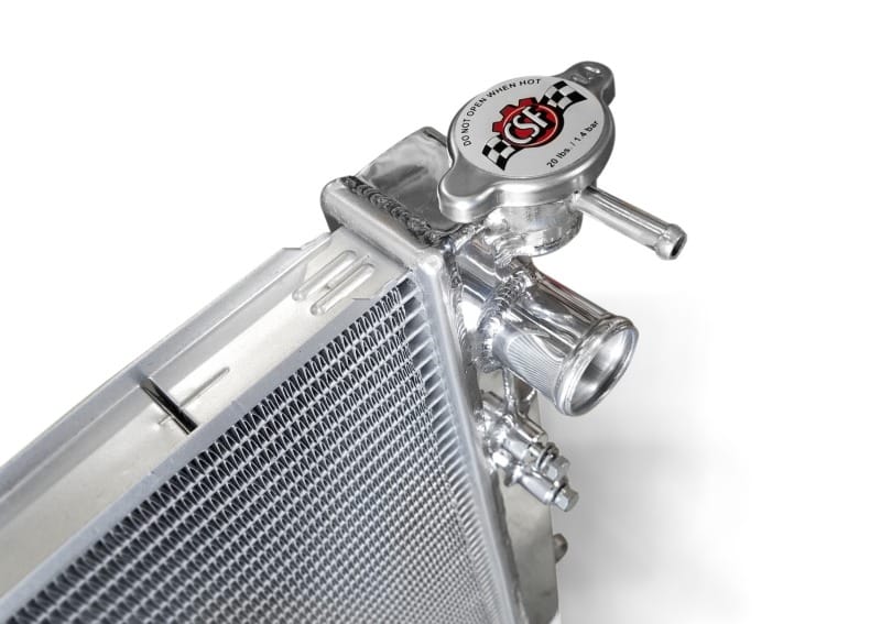 CSF 2016+ 3.5L and 2.7L 05-15 4.0L and 2.7L Toyota Tacoma Radiator - Image 4