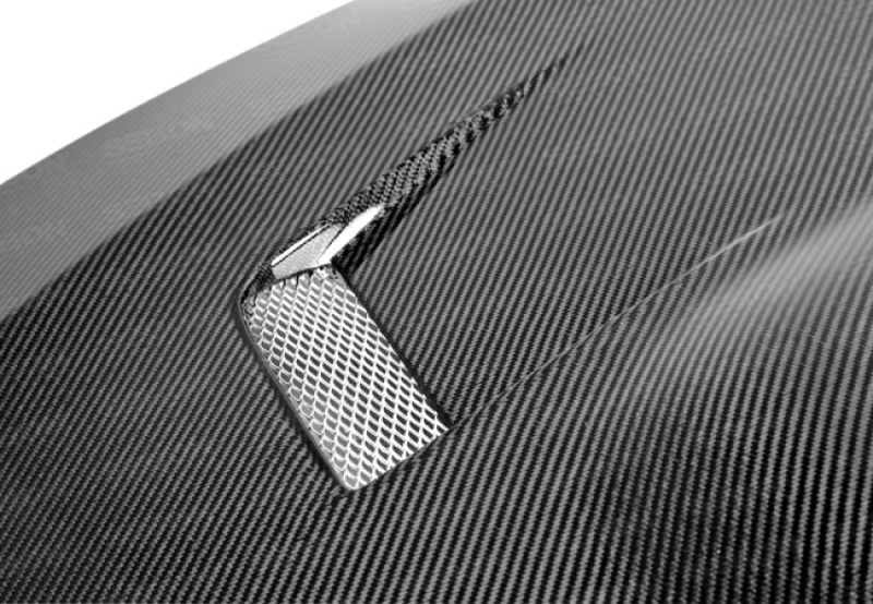 Seibon 07-10 BMW M3 Series 2Dr (E92) DV-Style Carbon Fiber hood - Image 5