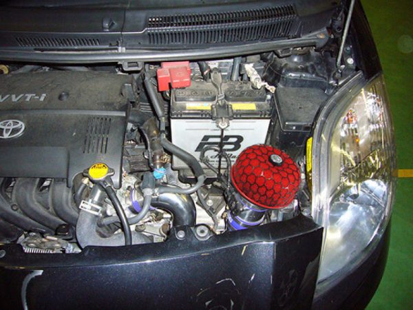 Alternative view of HKS RS NCP91 VITZ-RS 1NZ-FE