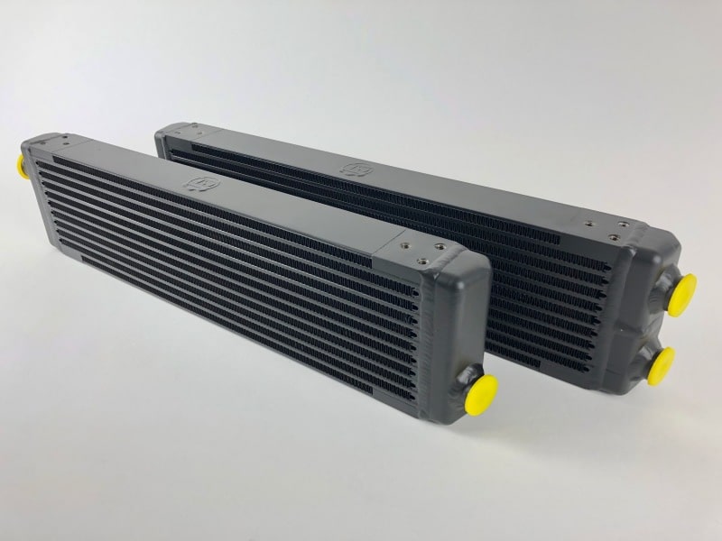 CSF Universal Signal-Pass Oil Cooler (RSR Style) - M22 x 1.5 - 24in L x 5.75in H x 2.16in W - Image 2