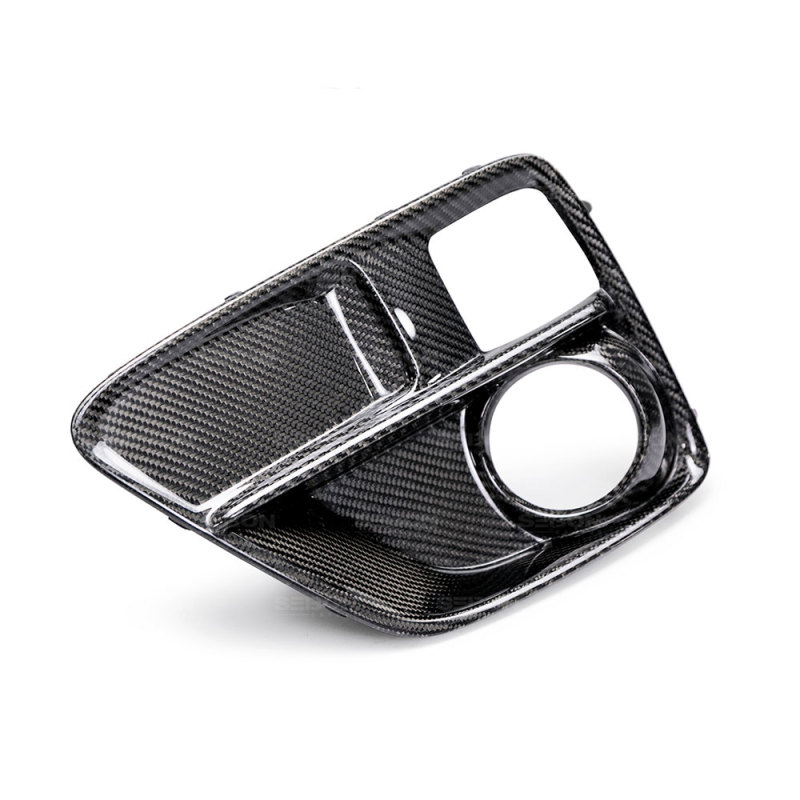 Seibon 15-17 Subaru Impreza WRX/STi Carbon Fiber Fog Light Surrounds (pair) - Image 3