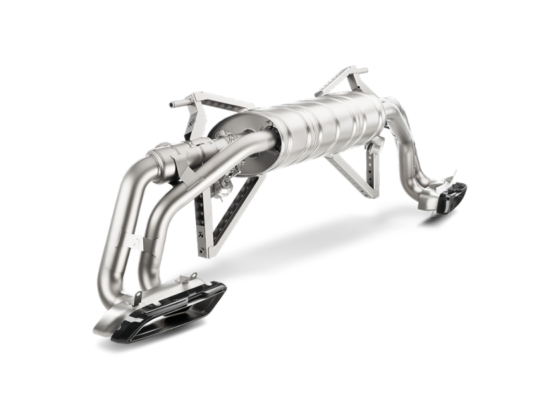 Alternative view of Akrapovic 16-17 Audi R8 5.2 FSI Coupe/Spyder Slip-On Line (Titanium) w/ Carbon Titanium Tips