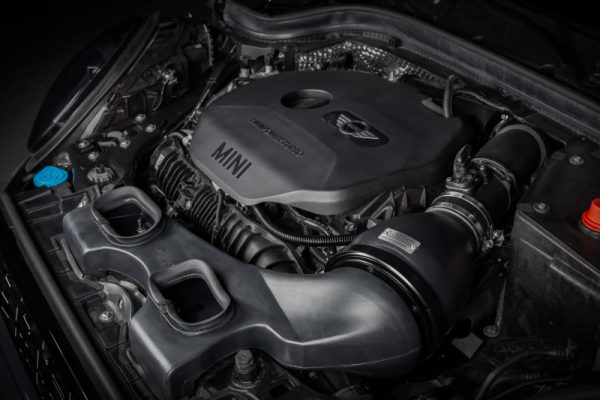 Alternative view of Eventuri Mini Cooper S/JCW Facelift (LCI) - Plastic Intake w/ Carbon Scoop