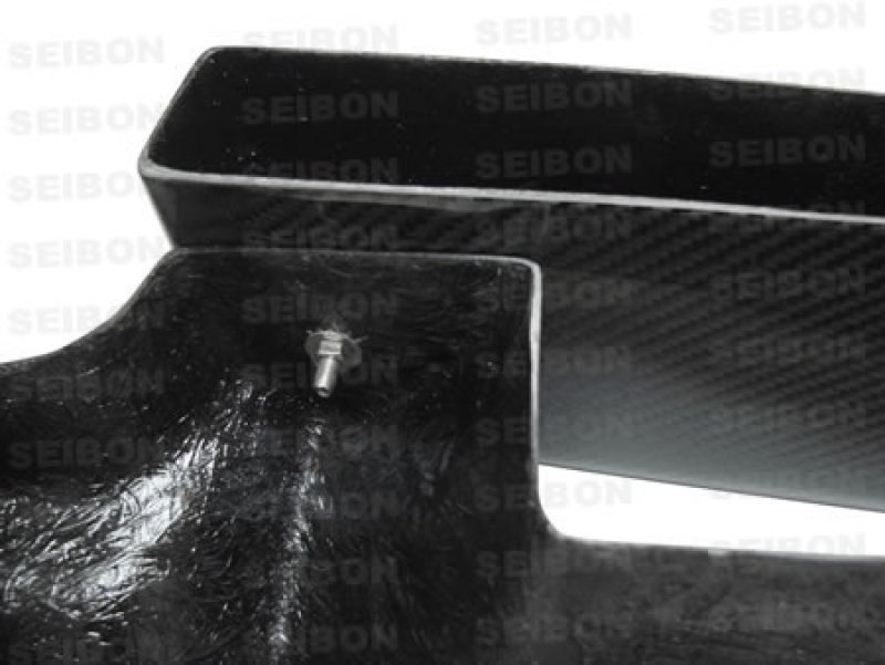 Seibon 92-01 Acura NSX TB Style Carbon FIber Rear Lip - Image 3