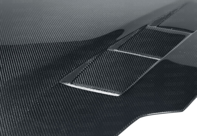 Seibon 07-08 Nissan 350z TS-style Carbon Fiber Hood - Image 3
