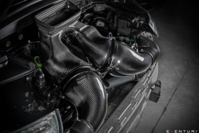 Alternative view of Eventuri Porsche 991.1/991.2 Turbo - Black Carbon Intake