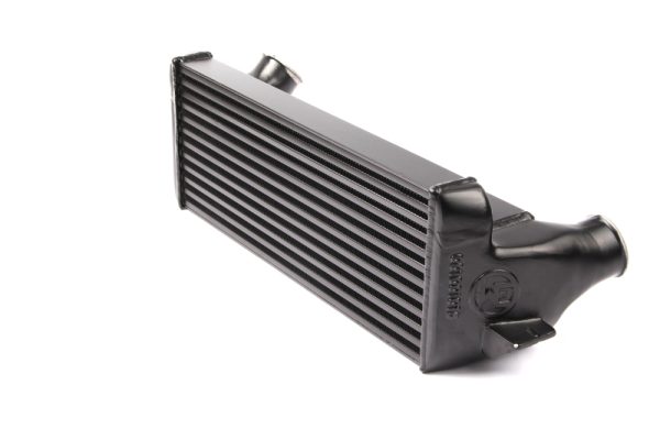 Alternative view of Wagner Tuning BMW E82/E90 EVO2 Competition Intercooler Kit