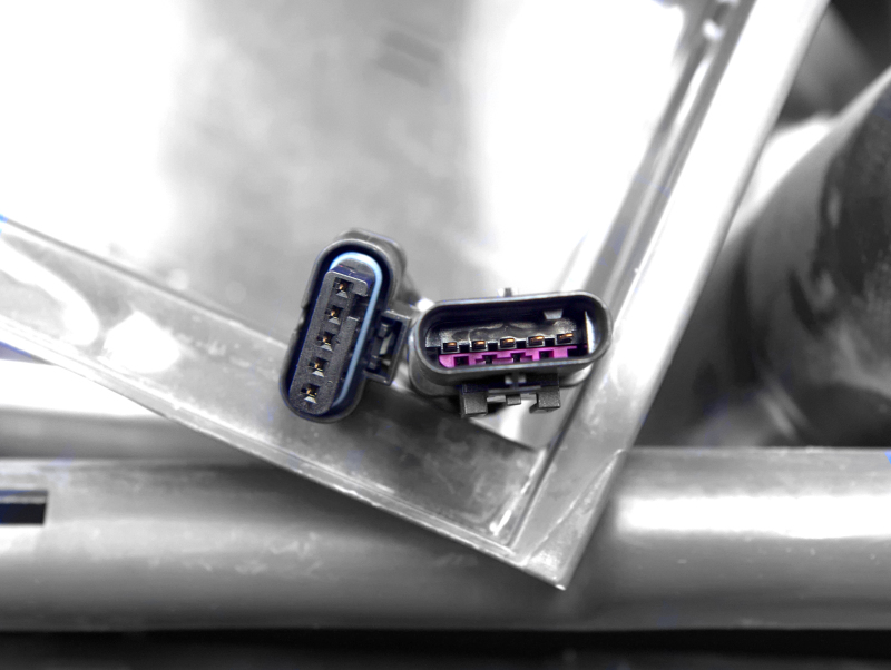 Kooks 18-20 Ford Mustang GT O2 Extension Harness - Image 4