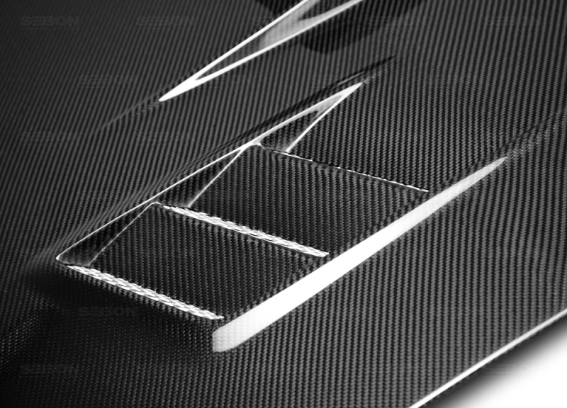 Seibon 04-05 Subaru WRX/STi CWII Carbon Fiber Hood - Image 4