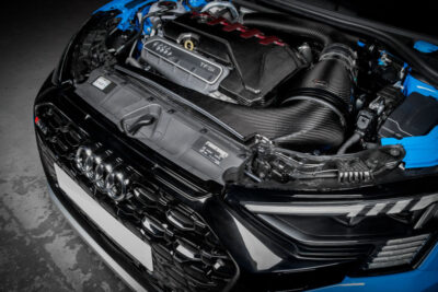 Alternative view of Eventuri 8Y RS3 Black Carbon Intake
