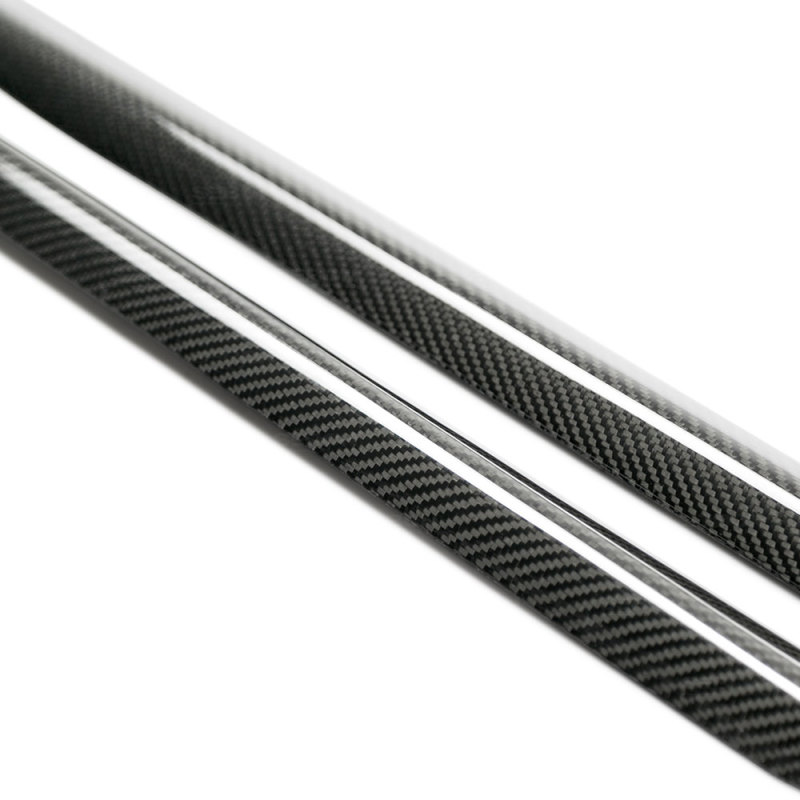 Seibon 09-10 Nissan GTR R35 OEM Style Carbon Fiber Door Sills Trim (Pair) - Image 3