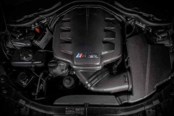 Alternative view of Eventuri BMW E9X M3 - Complete Black Carbon Inlet Plenum - No Emblem