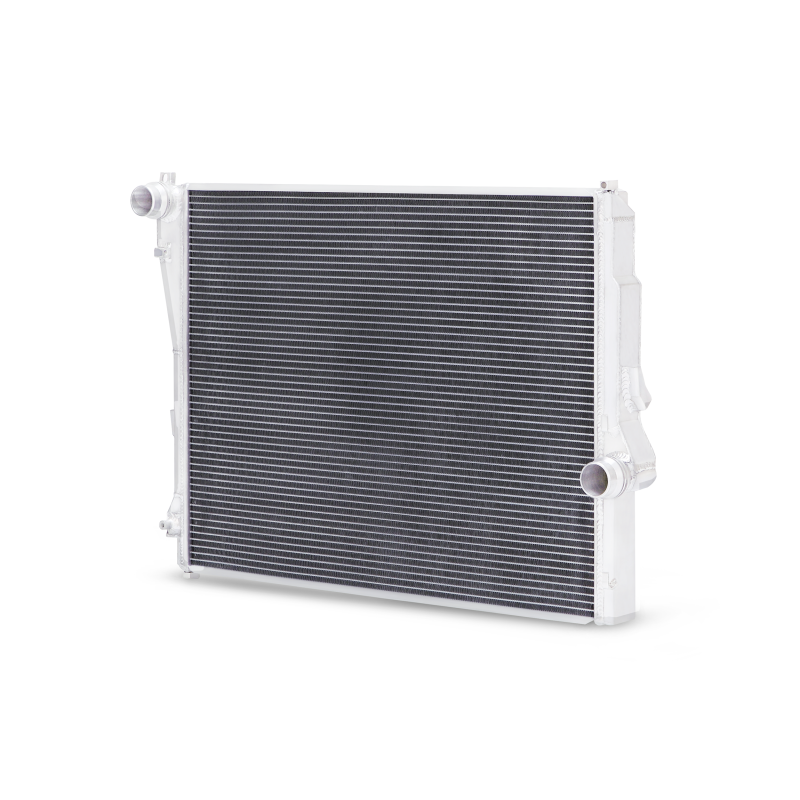Mishimoto 99-06 BMW 323i/323i/328i/330i Performance Aluminum Radiator - Image 10