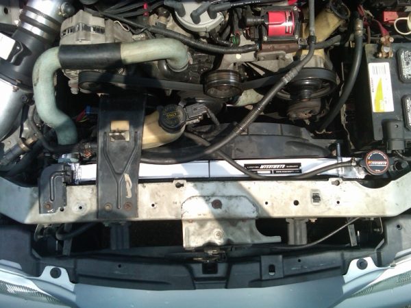 Alternative view of Mishimoto 94-95 Ford Mustang w/ Stabilizer System Manual Aluminum Radiator