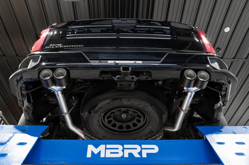 MBRP 19-21 Chevy Silverado 1500 6.2L 2.5in Dual Split Rear Cat Back w/ Quad Carbon Fiber Tips- T304 - Image 4
