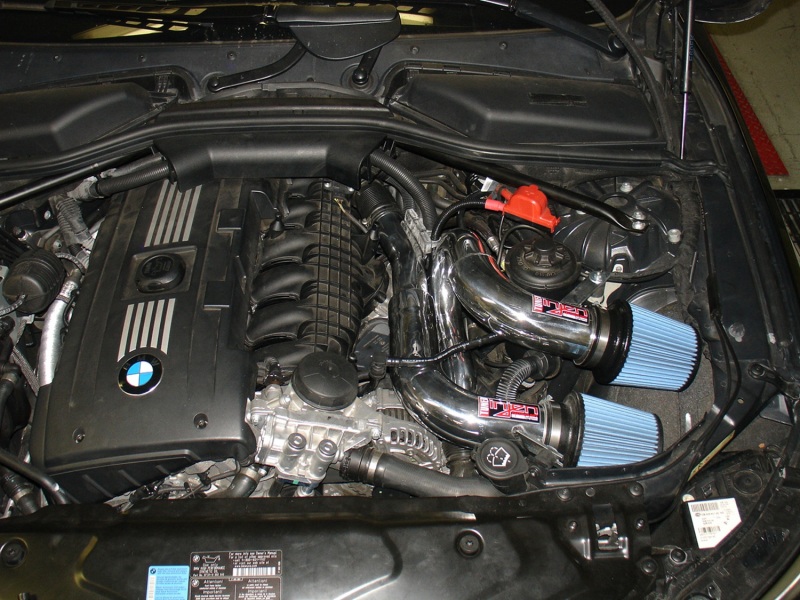 Injen 08-09 535i E60 3.0L L6 Twin intake & AMSOIL Filters Wrinkle Black Short Ram Intake - Image 4
