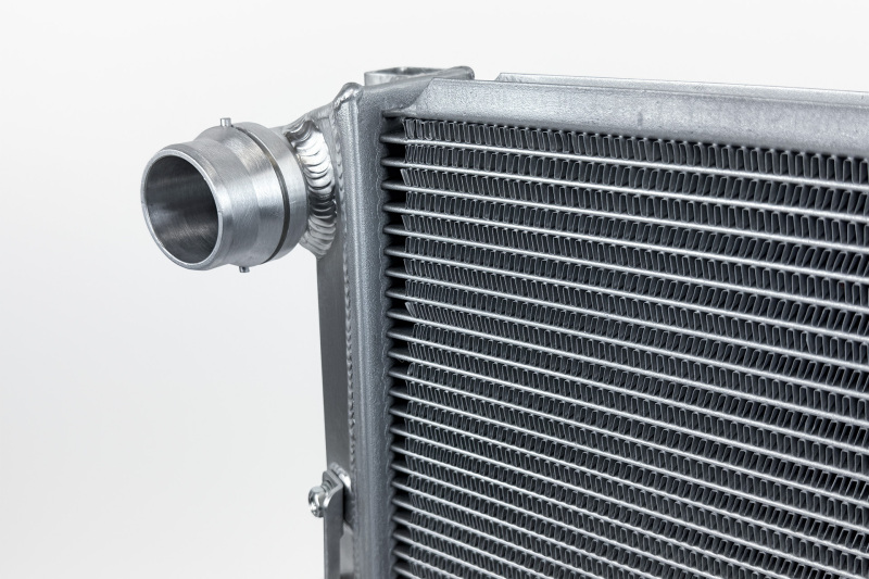 CSF Porsche 955/957 Cayenne / Audi Q7 / VW Touareg Heavy-Duty Performance Radiator - Image 7
