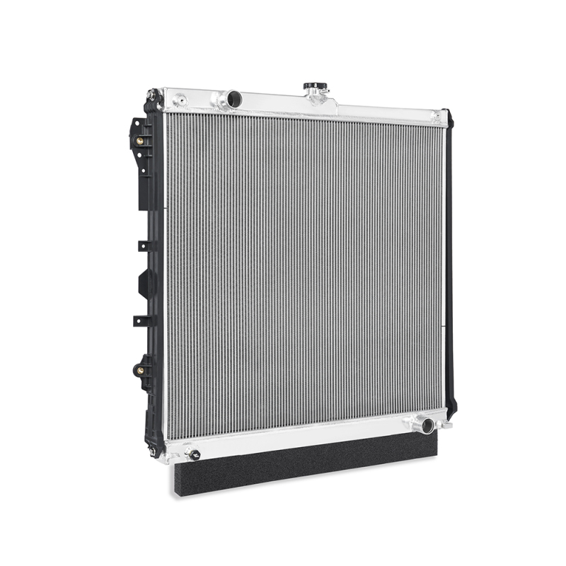 Mishimoto 2007+ Toyota Tundra 4.6/4.7/5.7L Performance Aluminum Radiator - Image 5