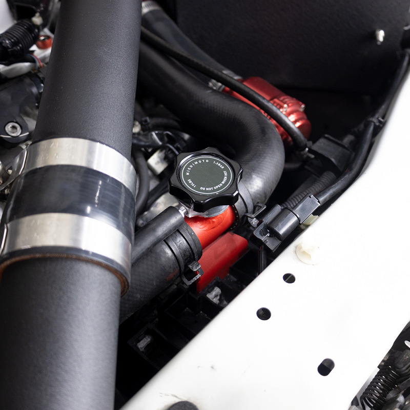 Mishimoto 08-15 Mitsubishi Lancer Evo X Coolant Fill Inlet - Black - Image 5