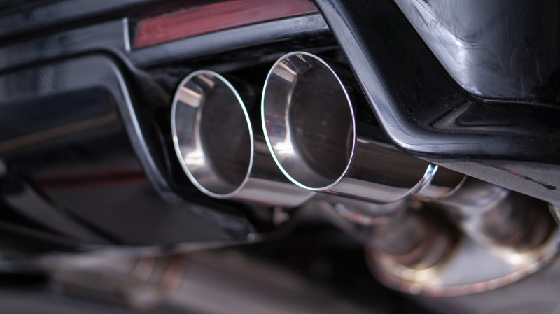 Stainless Works 2016-18 Cadillac CTS-V Sedan Axleback System Dual-Mode Turbo Mufflers 4in Tips - Image 5