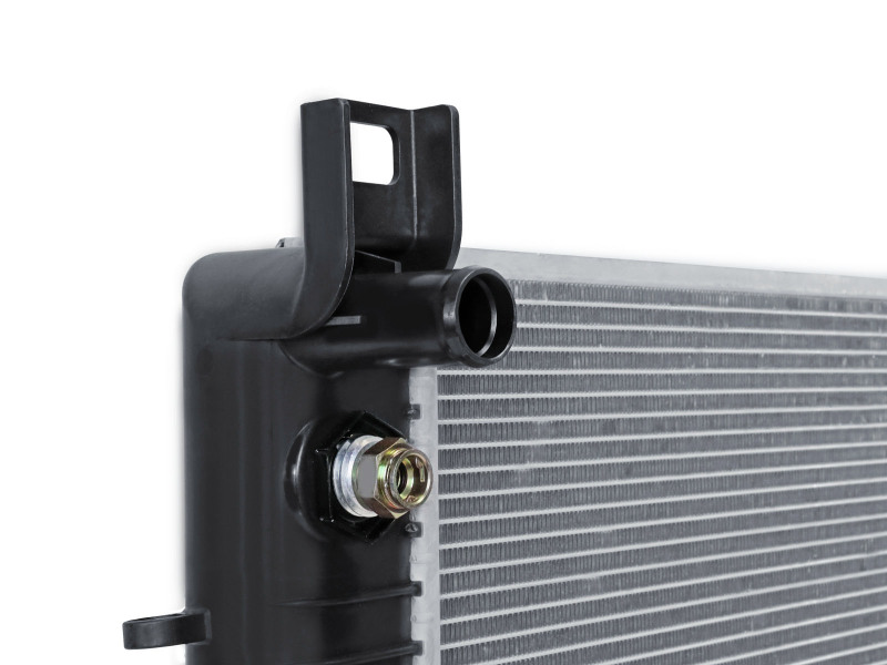 aFe BladeRunner OER Series Radiator 99-13 GM Trucks/SUVs V8 - Image 3