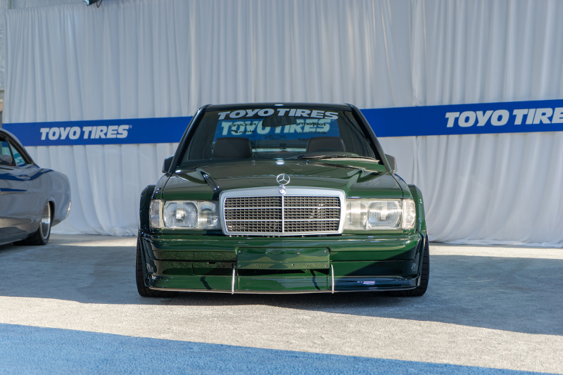 CSF 84-88 Mercedes-Benz W201 190E 2.3L - 16 w/ A/C High Performance Aluminum Radiator - Image 12