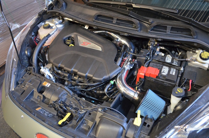 Injen 14 Ford Fiesta ST 1.6L Turbo 4Cyl Wrinkle Black Short Ram Intake w/MR Tech - Image 4