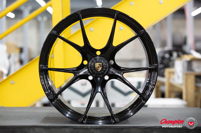 Vossen X Champion RS74 22X12.5 / ET68 / Gloss Black Wheel / Centerlock / 911 Turbo 992 - Rear