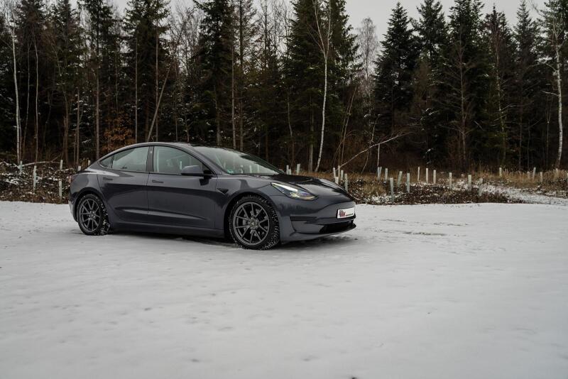 KW V3 Leveling Coilover Tesla Model 3 RWD - Image 17