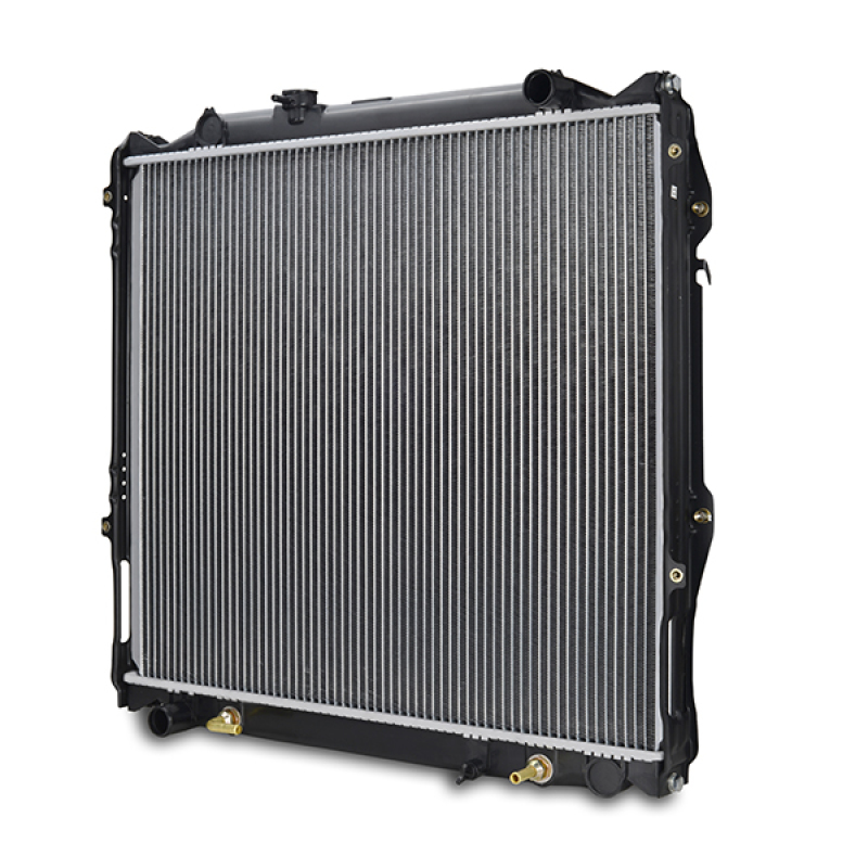 Mishimoto Toyota 4 Runner Replacement Radiator 1996-2002 - Image 4