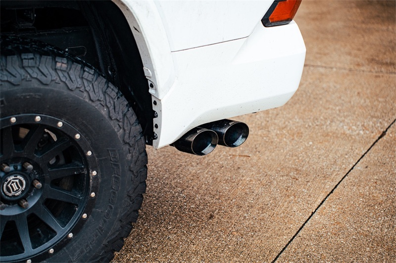 Corsa 22-24 Toyota Tundra 4WD 3in Sport Cat-Back Side Exit Exhaust System w/ Twin 4in BlackPVD Tips - Image 2
