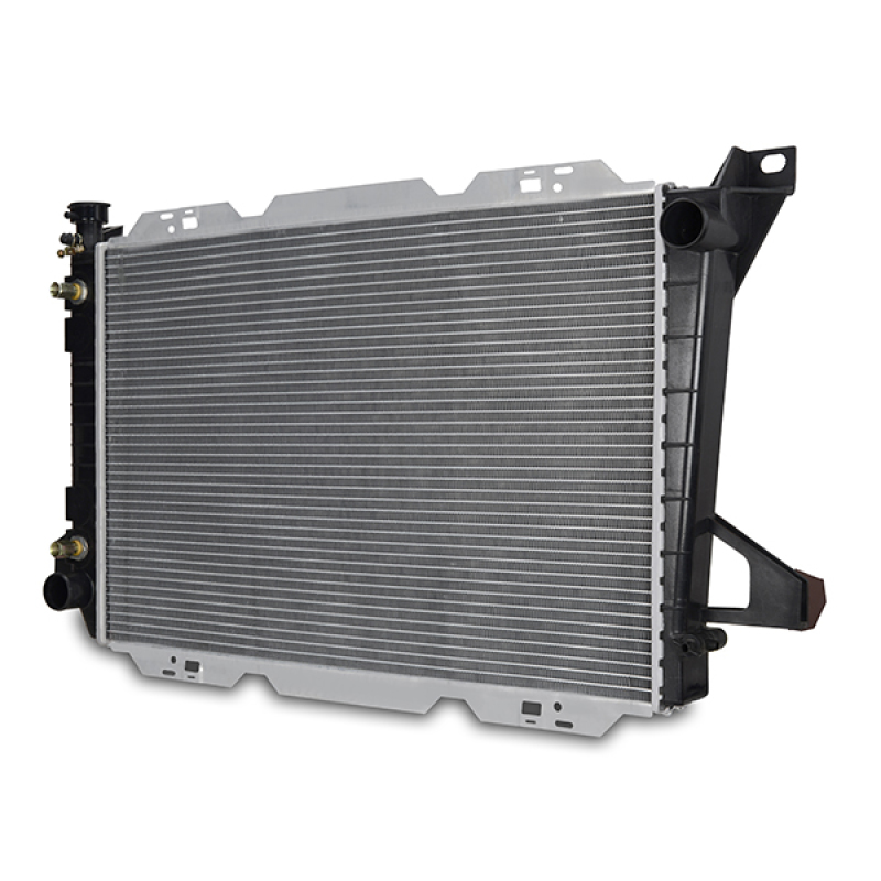 Mishimoto Ford Bronco Replacement Radiator 1985-1996 - Image 4