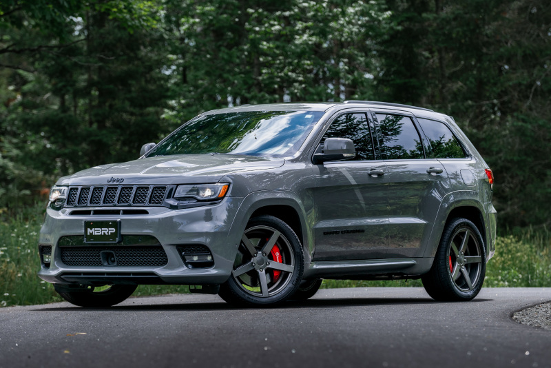 MBRP 2012+ Jeep Grand Cherokee SRT 6.4L 3in Dual Rear Exit T304SS Catback Exhaust - CF Tips - Image 4