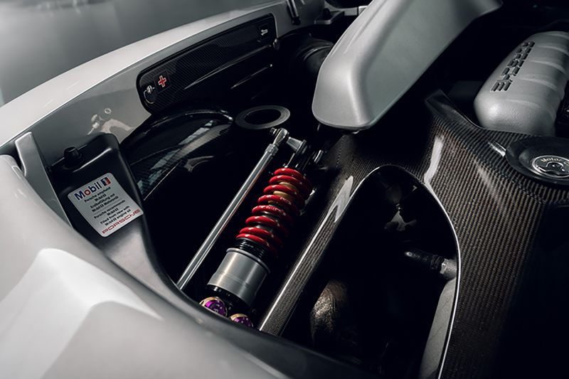 KW 04-05 Porsche Carrera GT Special Edition HLS4 V5 Coilover Kit w/ Red & Blue Springs - Image 10