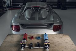 KW 04-05 Porsche Carrera GT Special Edition HLS4 V5 Coilover Kit w/ Red & Blue Springs - Image 6
