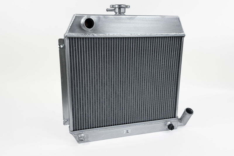 CSF BMW E10 2002 High Performance All Aluminum Radiator - Image 2