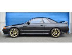 Alternative view of HKS Hipermax R BNR32 Full Kit