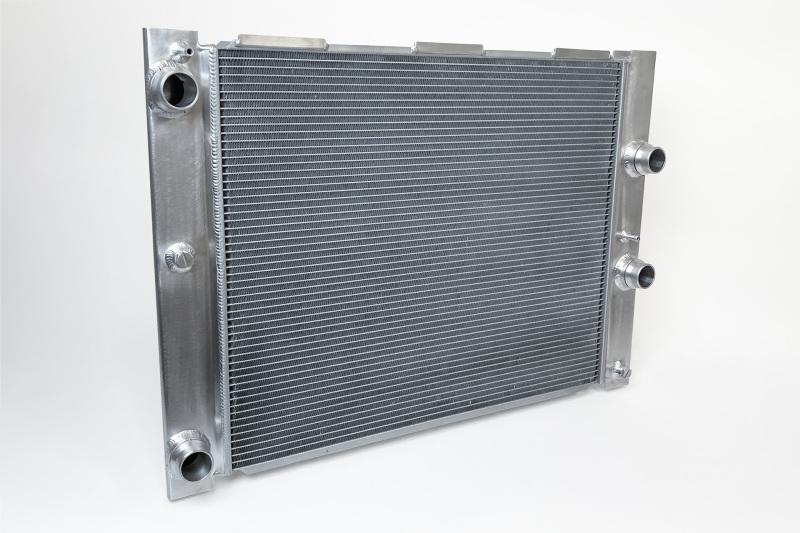 CSF 06-10 BMW E60 M5 / 06-10 BMW E63/E64 M6 Aluminum High-Performance Radiator - Image 3