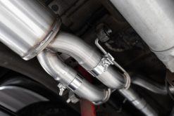 MBRP 19-21 Chevy Silverado 1500 6.2L 2.5in Dual Split Rear Cat Back w/ Quad Carbon Fiber Tips- T304 - Image 3