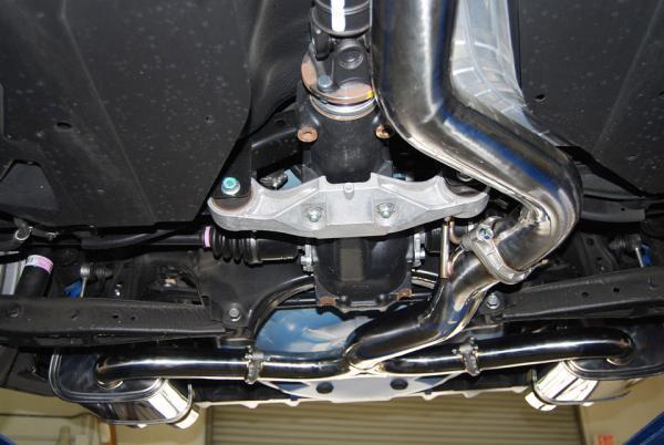 Invidia 15+ Subaru WRX/STI 4Dr Q300 Twin Outlet Rolled Titanium Burnt Quad Tip Cat-Back Exhaust - Image 4