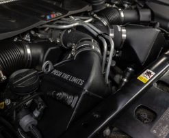 Mishimoto 12-16 BMW F10 M5 Intercooler Kit (Wrinkle Black) - Image 10