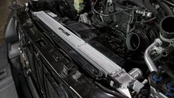 Mishimoto 2018+ Jeep Wrangler JL Performance Aluminum Radiator - Image 12