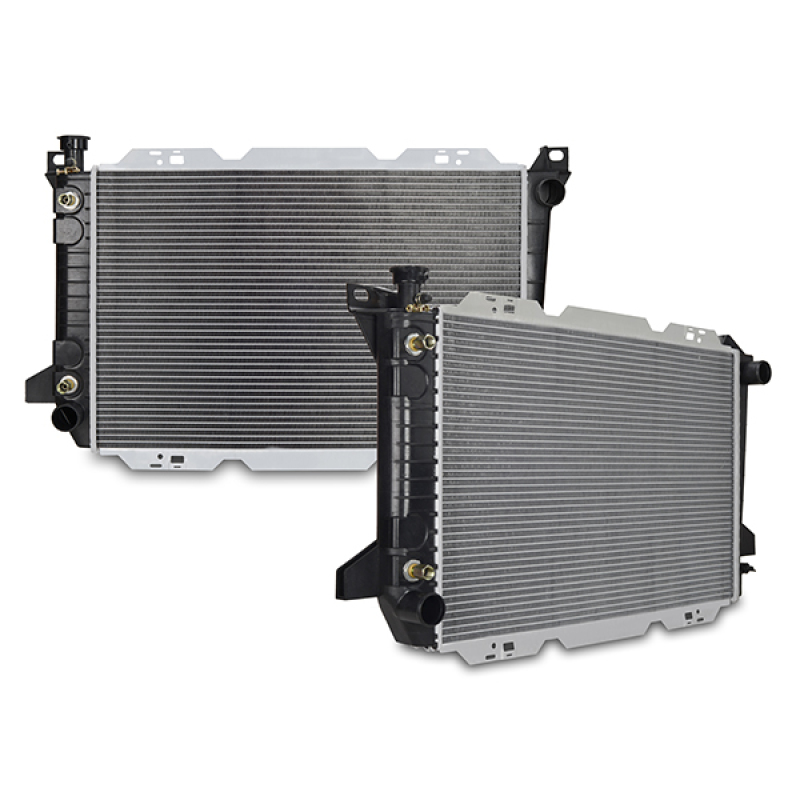 Mishimoto Ford Bronco Replacement Radiator 1985-1996 - Image 5