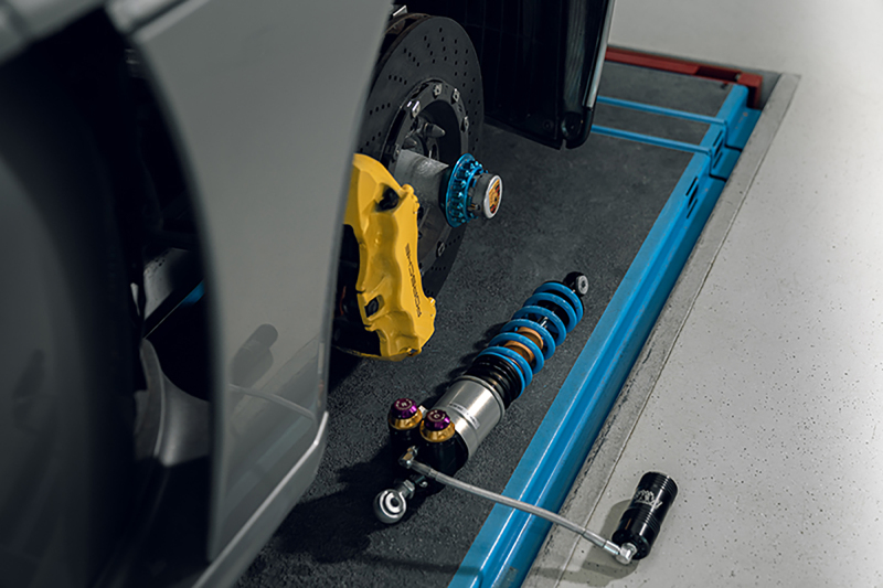 KW 04-05 Porsche Carrera GT Special Edition HLS4 V5 Coilover Kit w/ Red & Blue Springs - Image 15