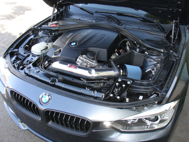 Injen 12-13 BMW 335i (N55) 3.0L L6 (turbo) AUTO TRANS ONLY Wrinkle Black Short Ram Intake w/ MR Tech - Image 7