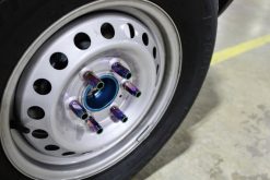 Mishimoto Aluminum Locking Lug Nuts M12x1.5 27pc Set Neo Chrome - Image 4