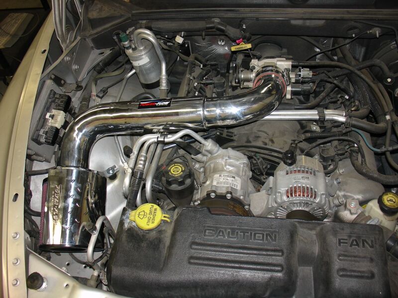 Injen 00-04 Dakota 4.7L V8 (w/o Cruise Control) Power-Flow (incl. Diamond plate heat shield) Wrinkle - Image 3